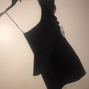 One shoulder black short dress
